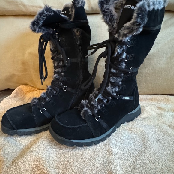 Skechers Shoes - Skechers Black Suede Snow Boots
